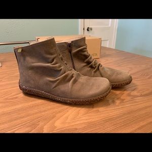 El Naturalista Nido Ella Ankle Boots size 40